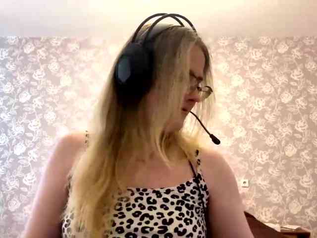 LaceyCockrell webcam