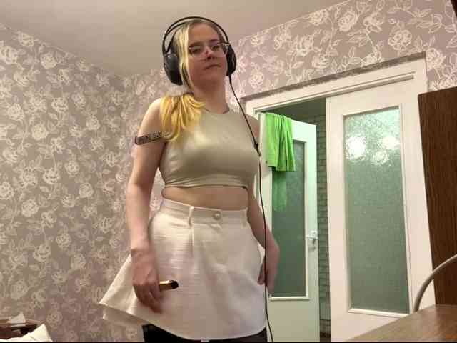 LaceyCockrell webcam