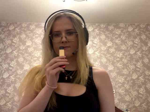 LaceyCockrell webcam