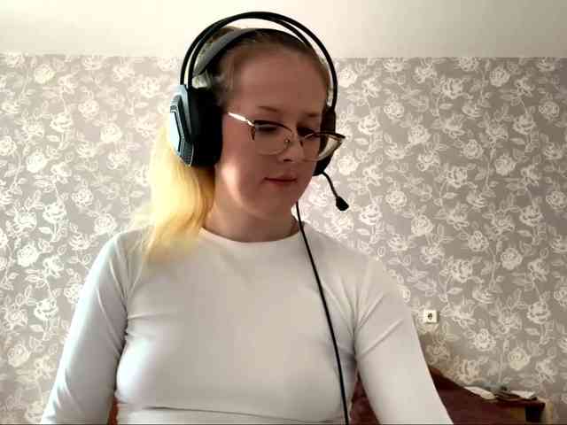 LaceyCockrell webcam