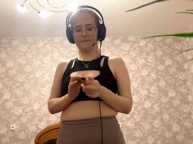 LaceyCockrell webcam