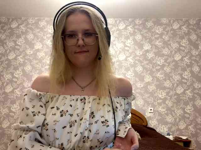 LaceyCockrell webcam