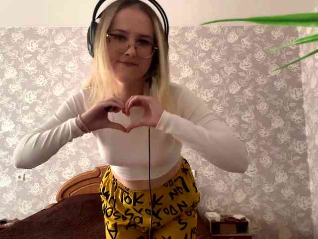 LaceyCockrell webcam