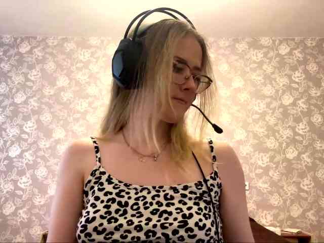 LaceyCockrell webcam