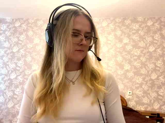 LaceyCockrell webcam