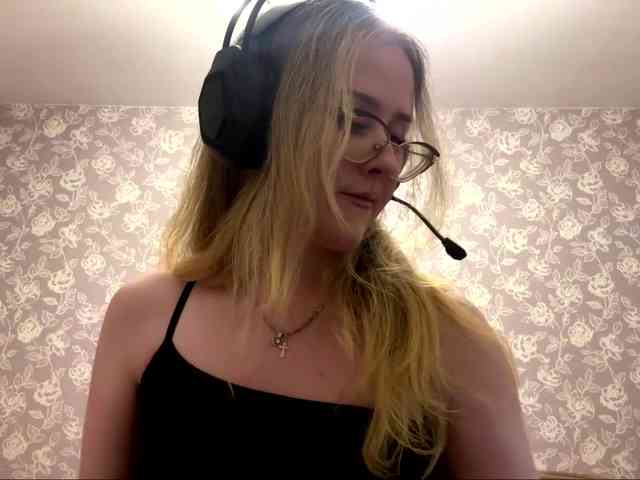 LaceyCockrell webcam