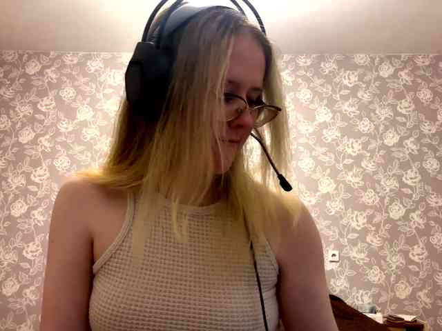 LaceyCockrell webcam