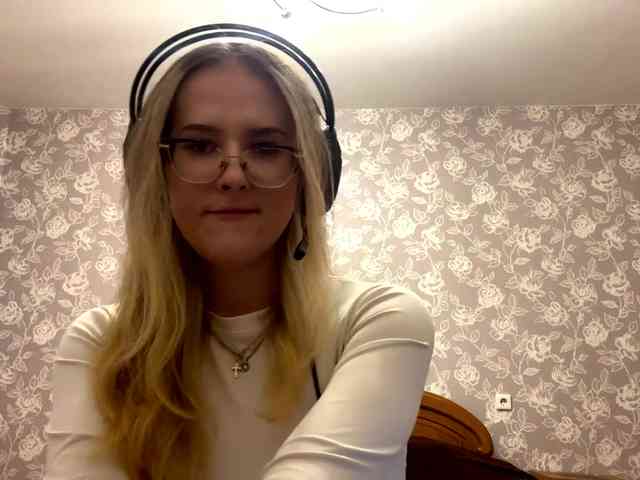 LaceyCockrell webcam