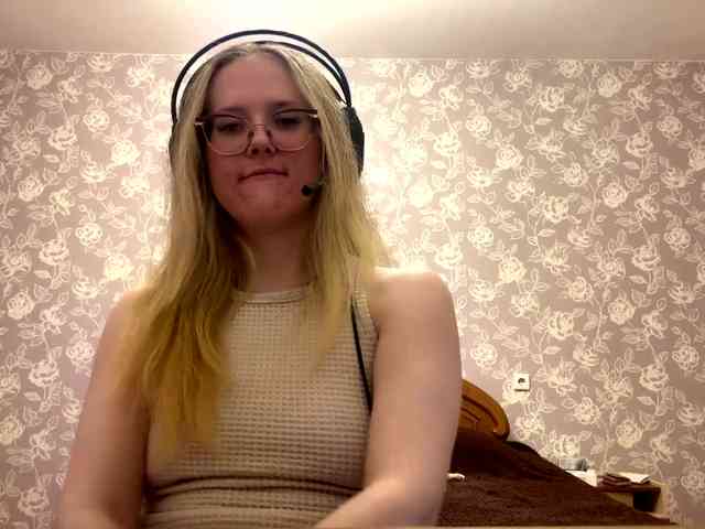 LaceyCockrell webcam