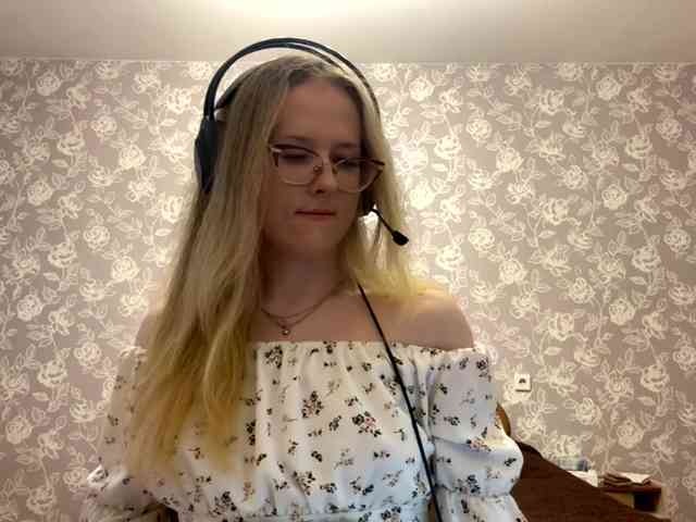 LaceyCockrell webcam