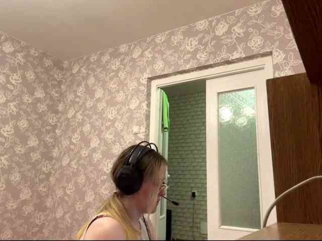 LaceyCockrell webcam