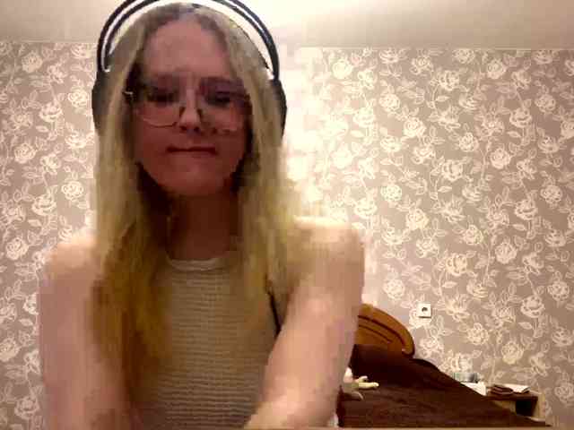 LaceyCockrell webcam