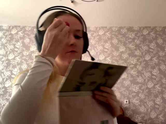 LaceyCockrell webcam