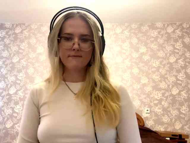 LaceyCockrell webcam