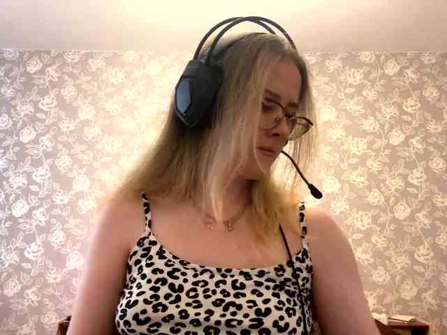 LaceyCockrell webcam