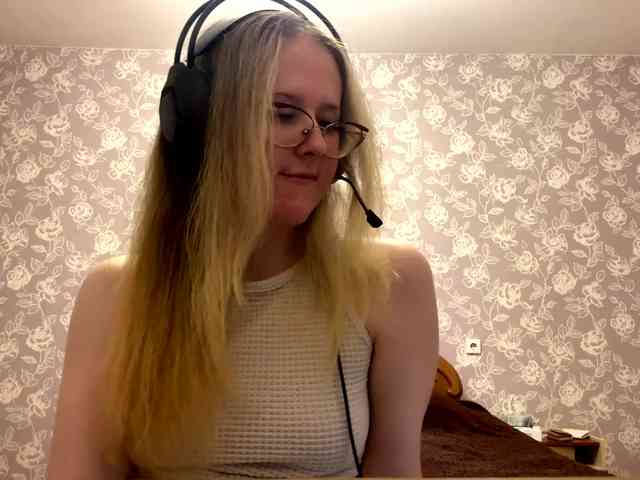 LaceyCockrell webcam