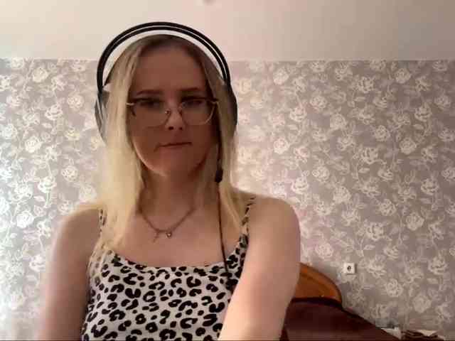 LaceyCockrell webcam
