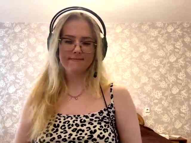 LaceyCockrell webcam