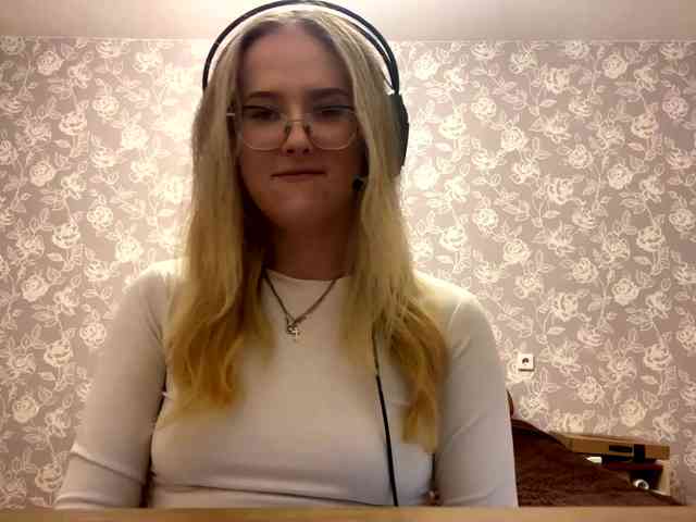 LaceyCockrell webcam