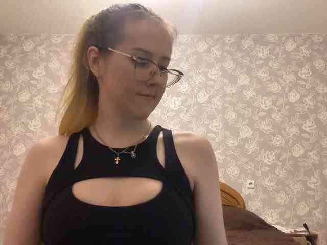 LaceyCockrell webcam