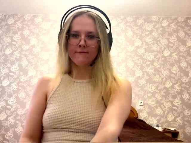 LaceyCockrell webcam
