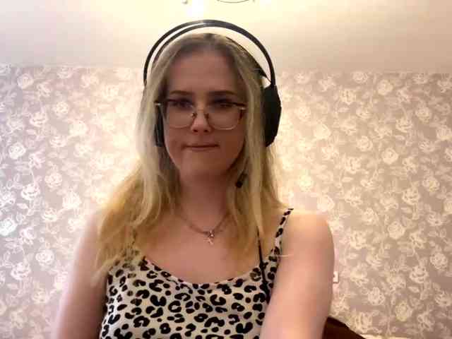 LaceyCockrell webcam