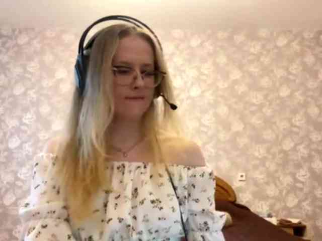 LaceyCockrell webcam