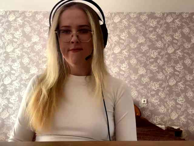 LaceyCockrell webcam