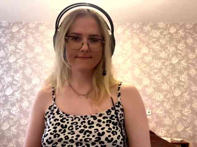 LaceyCockrell webcam