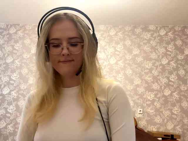 LaceyCockrell webcam