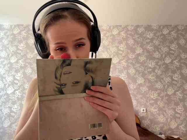 LaceyCockrell webcam