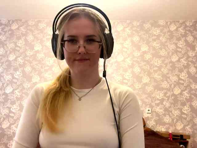 LaceyCockrell webcam