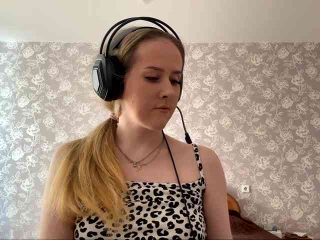 LaceyCockrell webcam