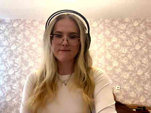 LaceyCockrell webcam