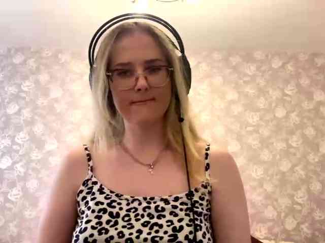 LaceyCockrell webcam