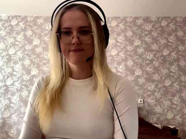 LaceyCockrell webcam