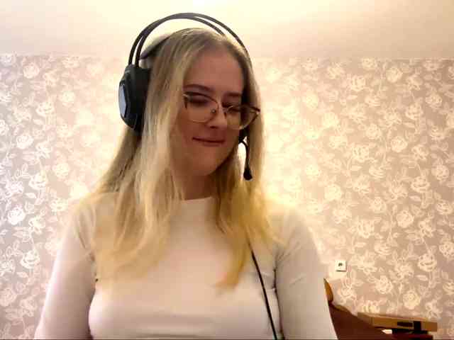 LaceyCockrell webcam