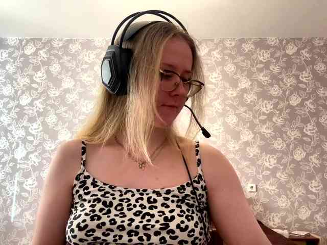 LaceyCockrell webcam