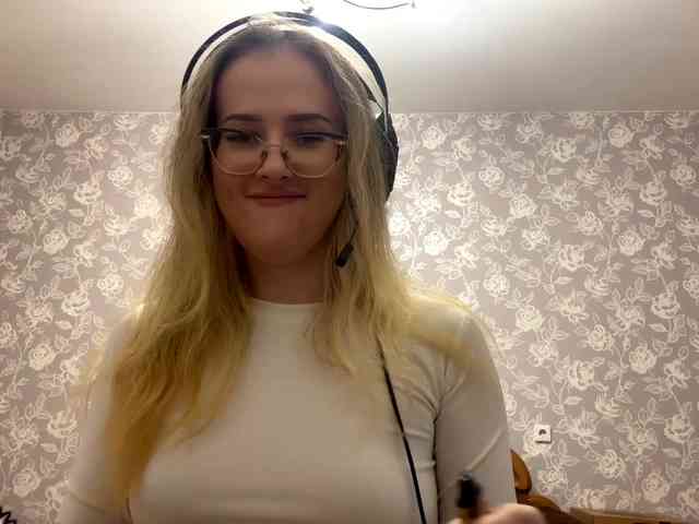 LaceyCockrell webcam