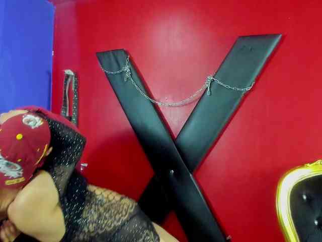 Secret-Pleassure webcam