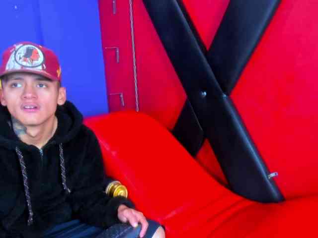 Secret-Pleassure webcam