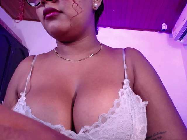 tyna-brown's BongaCams show and profile