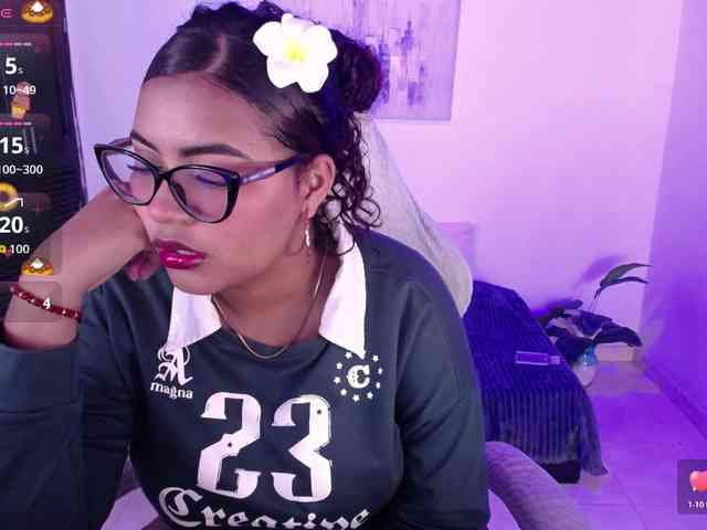 tyna-brown webcam