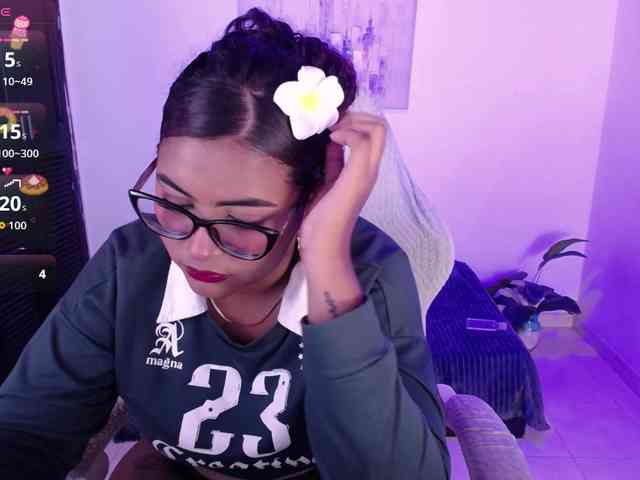 tyna-brown webcam