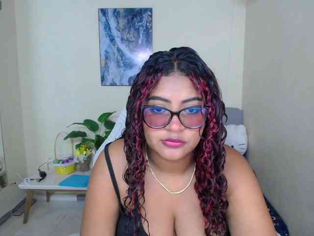 tyna-brown webcam
