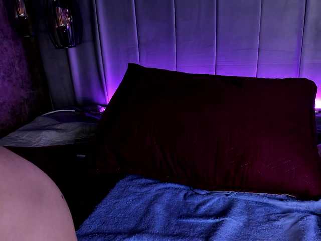 KonnanLove live cam on BongaCams