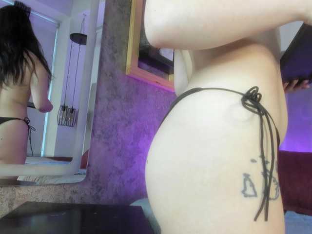 KonnanLove live cam on BongaCams