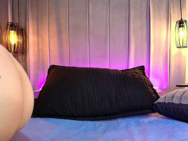 KonnanLove live cam on BongaCams