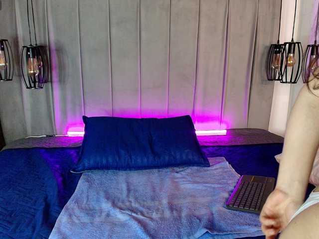 KonnanLove live cam on BongaCams