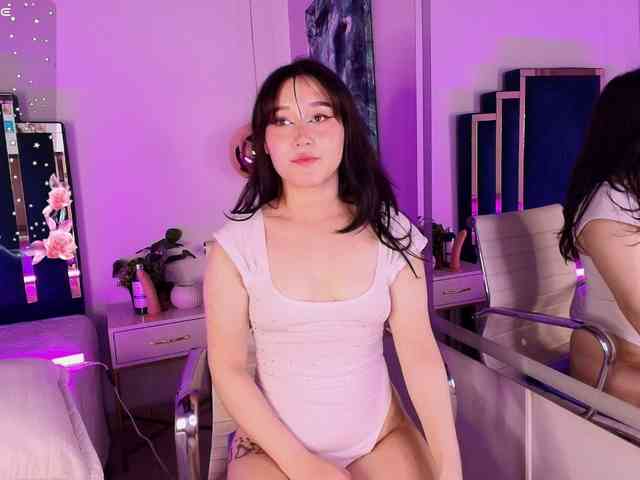 KonnanLove webcam